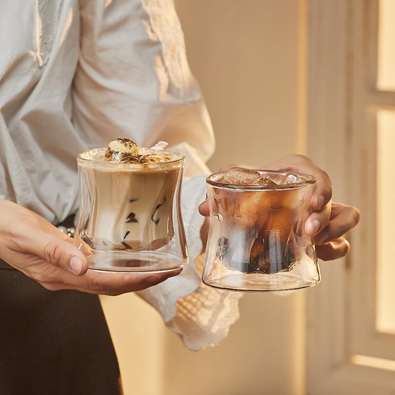 美索米亚高颜值双层束腰玻璃杯耐热冷萃旋转拿铁咖啡杯带实木杯垫