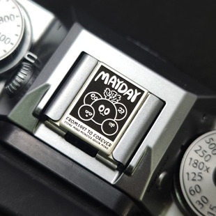 五月天热靴盖适用富士xt50xm5x100vi尼康zfc佳能r6松下s9相机装 饰