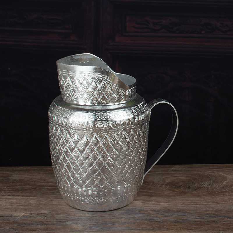泰国创意金属酒壶手工大口径水壶奶壶果汁冷饮盛器东南亚特色礼品