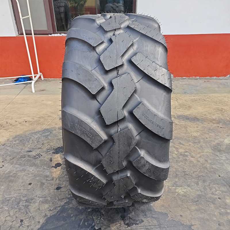 560/60R22.5捆草机轮胎 560/45R22.5打捆机运粮车真空农业机械轮