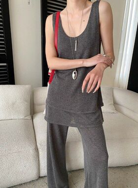 司南 松弛纸片人 设计感双层下摆U领针织背心休闲裤套装 SN8933