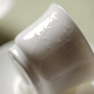 羊脂玉白瓷e手工浮雕茶杯杯垫套杯功夫茶具主人杯岁寒三友品茗杯