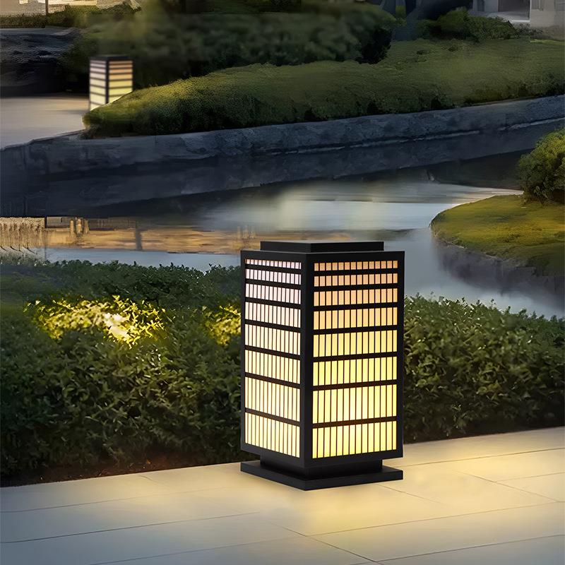 太阳能户外灯庭院灯草坪灯家用花园装饰院子造景布置地插防水地灯