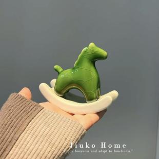 冰裂纹摇摇马摆件创意高颜值桌面玄关陶瓷装 饰品家居工艺品送朋友
