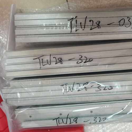 自动化机器人传送手臂ROLLON导轨滑块TLC28-640/2/ CSW28-80-2Z-T