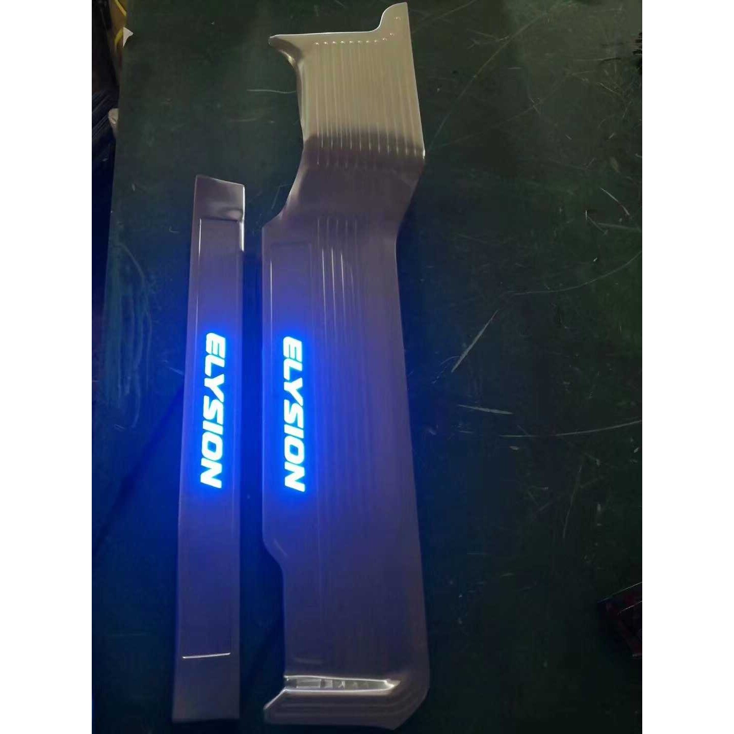 6片装 16-19款艾力绅 不锈钢 LED 带灯门槛条 LED迎宾踏板 全包