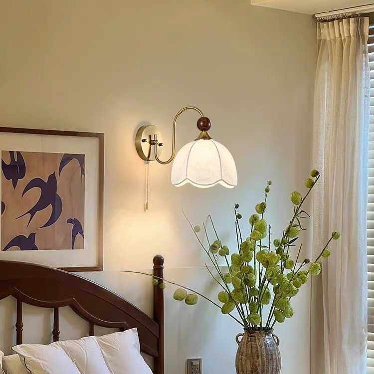 法式中古风卧室床头吊灯复古奶油风实木布艺吧台玄关过道阳台壁灯