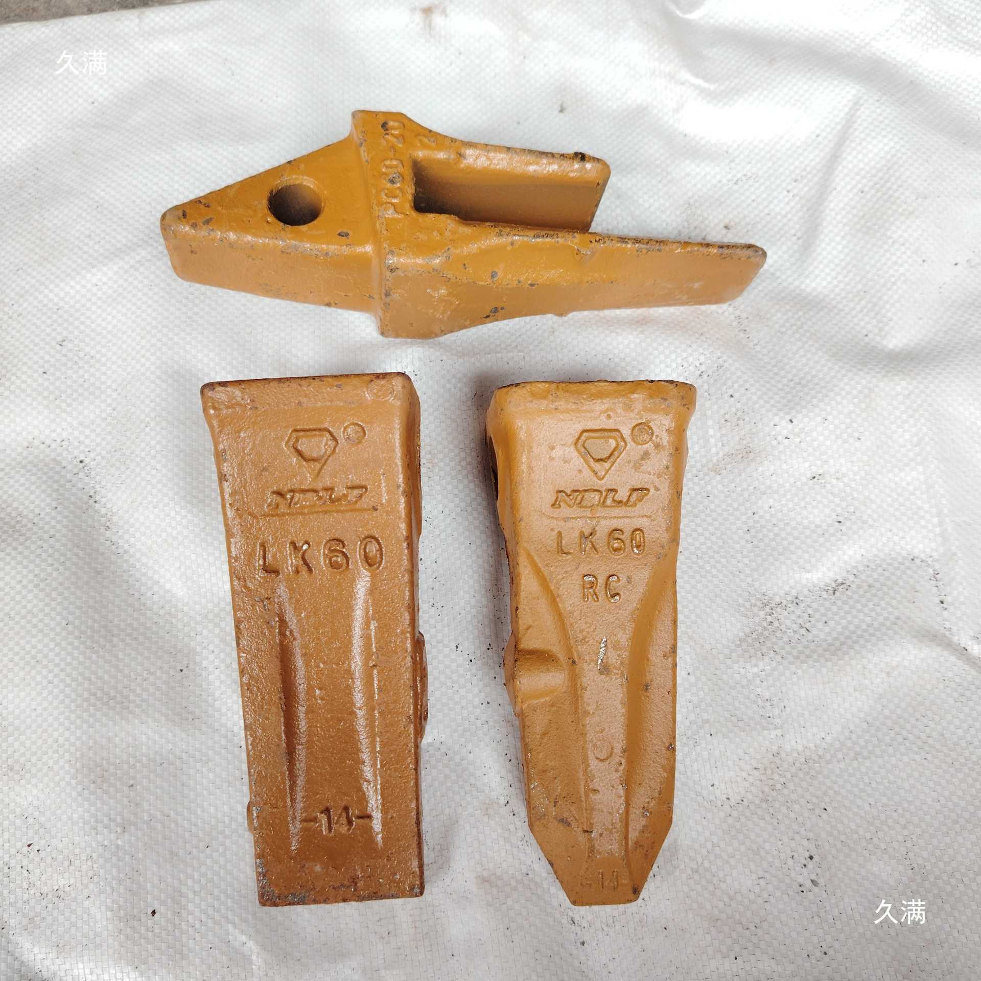 斗齿小松PC60 100挖机斗齿尖齿平齿破冰齿耐磨牙齿齿座配件其他