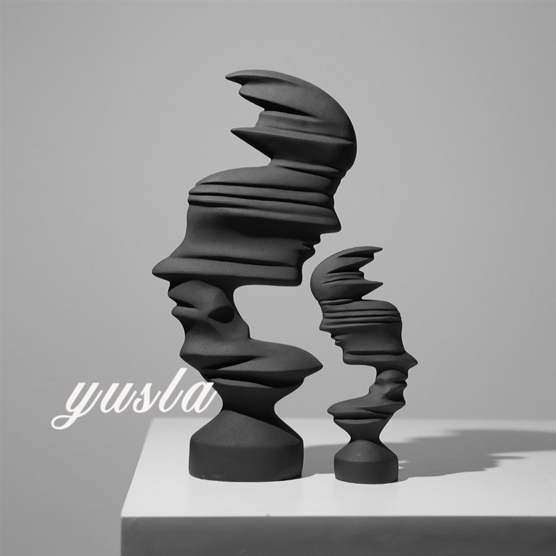 客厅简约抽象人物摆件个性创意树脂书房家居装饰S品电视柜玄关摆