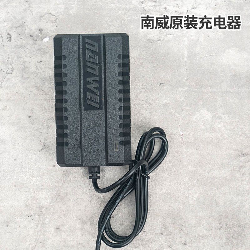 21V充电器手电钻充电器手钻锂电池手电钻21V电钻锂电池通用充电器