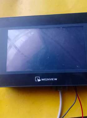 议价柜子里拆机剪线9成新的WElNⅤlEW威纶触摸