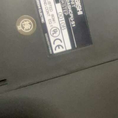 议价全新MITSUBISHI三菱 Q2ASHCPU-S1 PLC