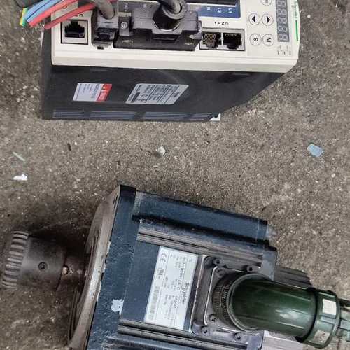 议价施耐德LXM23AU15M3X