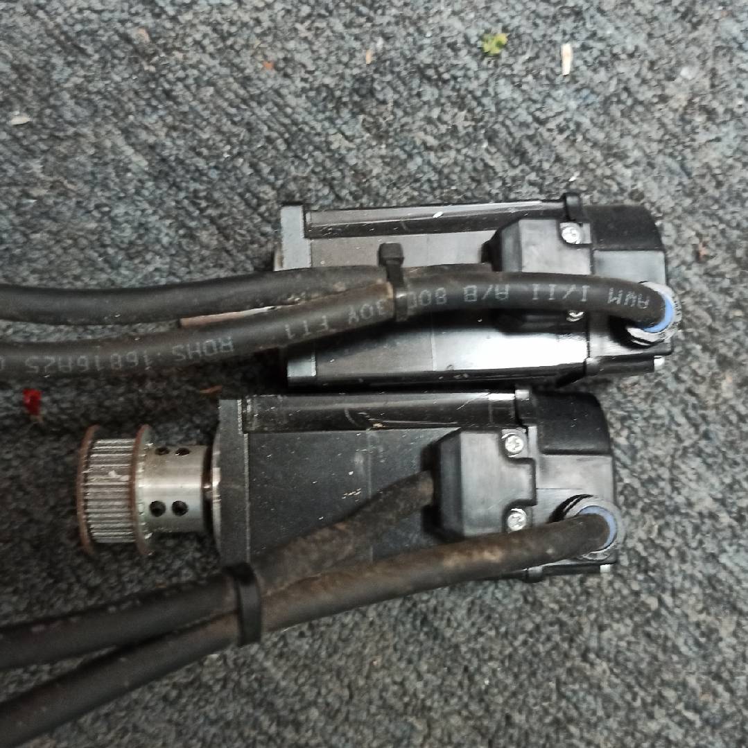 【议价】富士伺服电机GYS101D5-RA2 测试包好 实