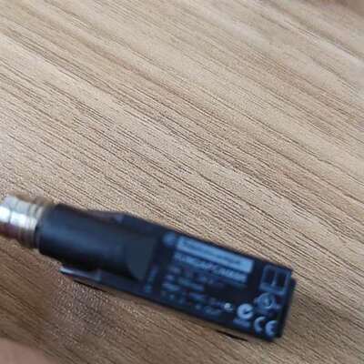 议价施耐德XUM2APCNM8R,二手，功能包好，2只打