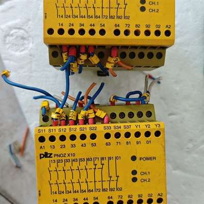 议价皮尔磁安全继电器PNOZ X10，型号774709，24VD
