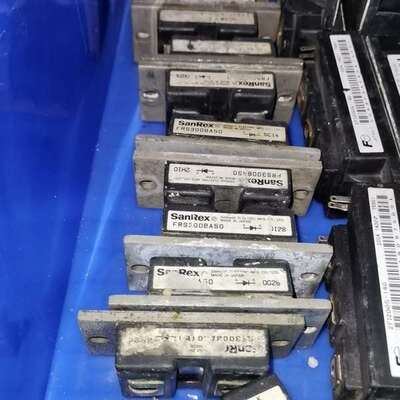 议价SanRex FRS300BA50，三菱RM300CA-9W