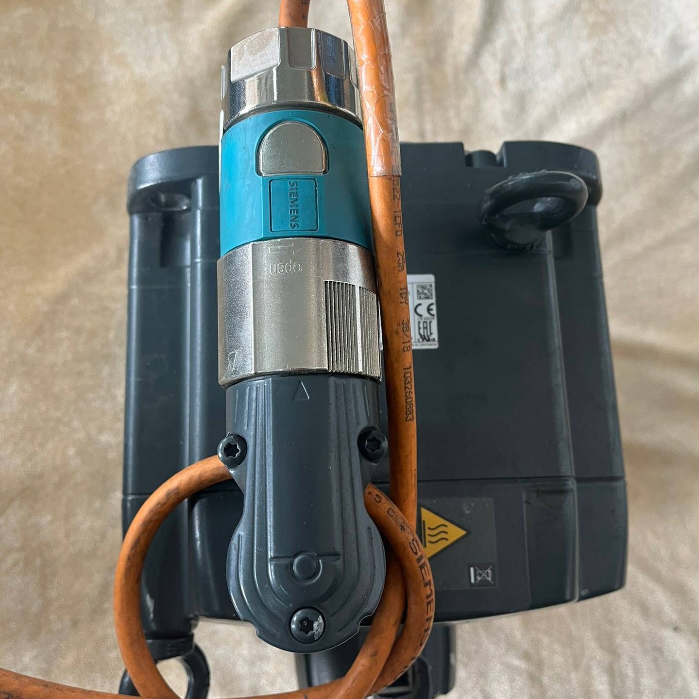 【议价】伺服电机：1FK7101-2AC71-1QA0，链