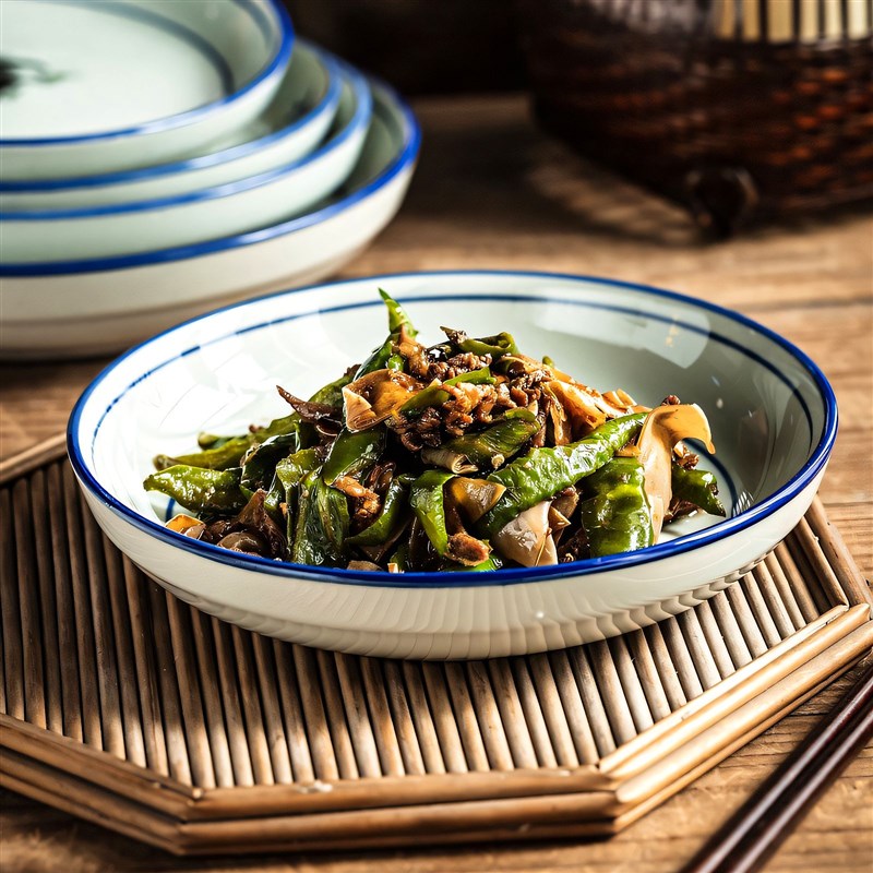 青瓷菜盘炒菜盘子深盘汤盘家用陶瓷圆盘釉下彩S餐盘微波炉专用盘