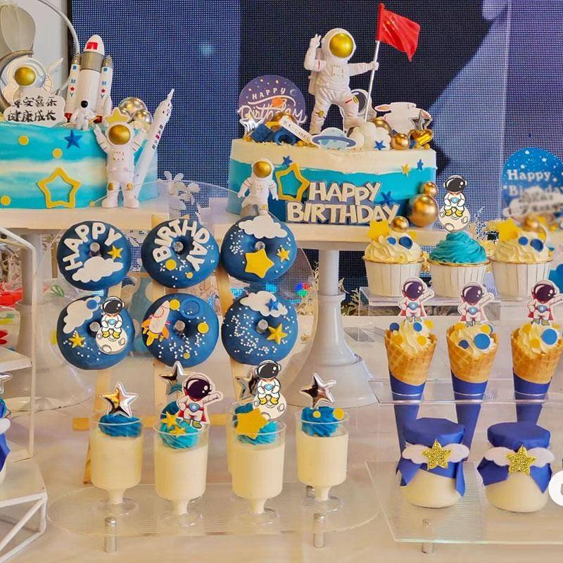 比耶宇航员蛋糕装饰网红甜品台摆件儿童生日航天飞机火箭星球插件