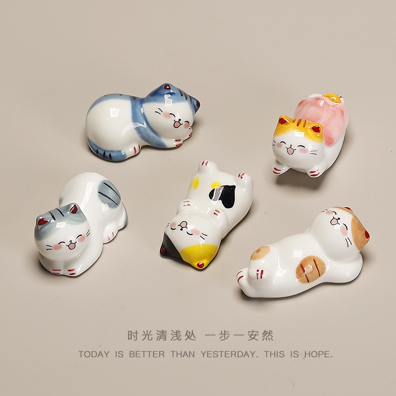 陶瓷卡通小猫筷架可爱动物家用桌面小摆件笔托筷枕酒店日料店礼物
