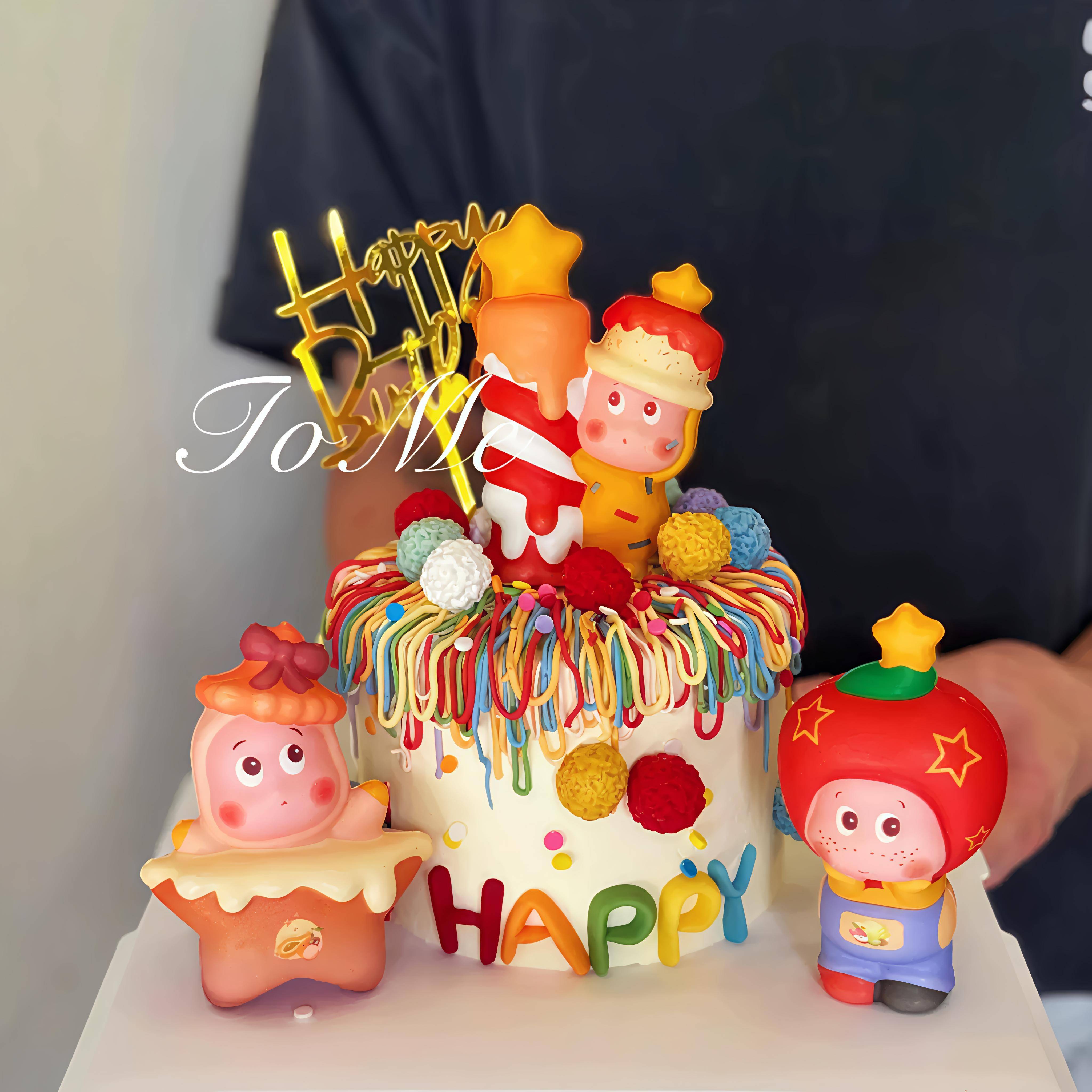 网红卡通蜡烛星星人蛋糕装饰摆件彩色字母儿童生日烘焙甜品插件