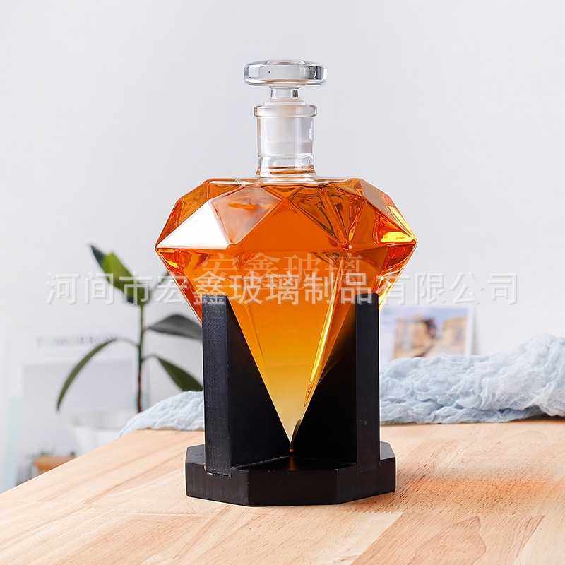 钻石醒酒器手工造型厂家密封耐热高硼硅玻璃空瓶摆件玻璃醒酒器,3C数码配件,摄像机配件,淘宝优惠券,粉丝福利购,淘宝优惠卷