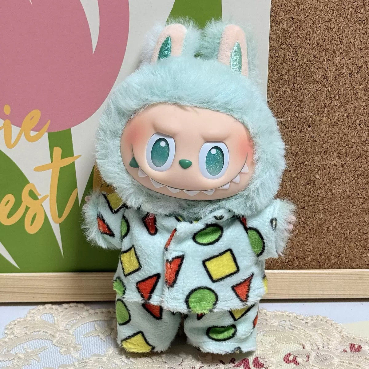 labubu蜡笔小新同款一二三代