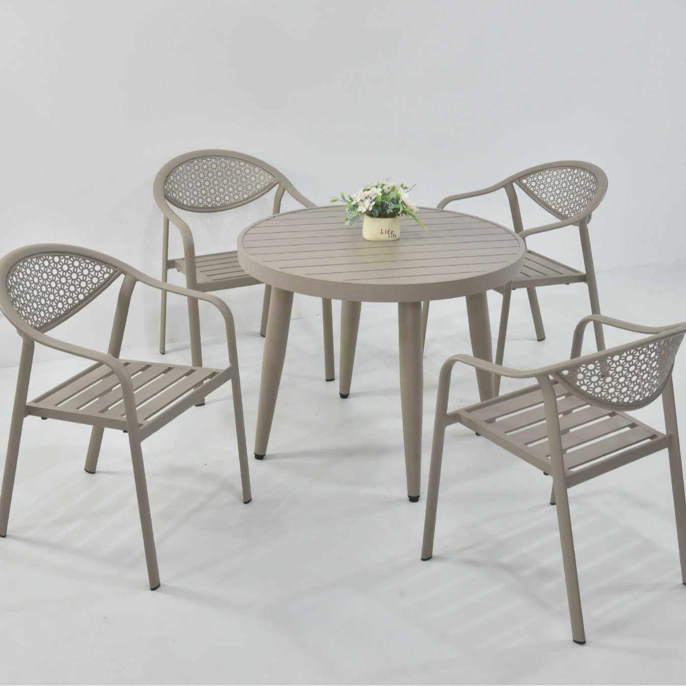 户外桌椅庭院室外休闲露天露台外摆铝合金餐桌阳台茶几圆桌,玩具/童车/益智/积木/模型,垂直悬浮玩具,淘宝优惠券,粉丝福利购,淘宝优惠卷