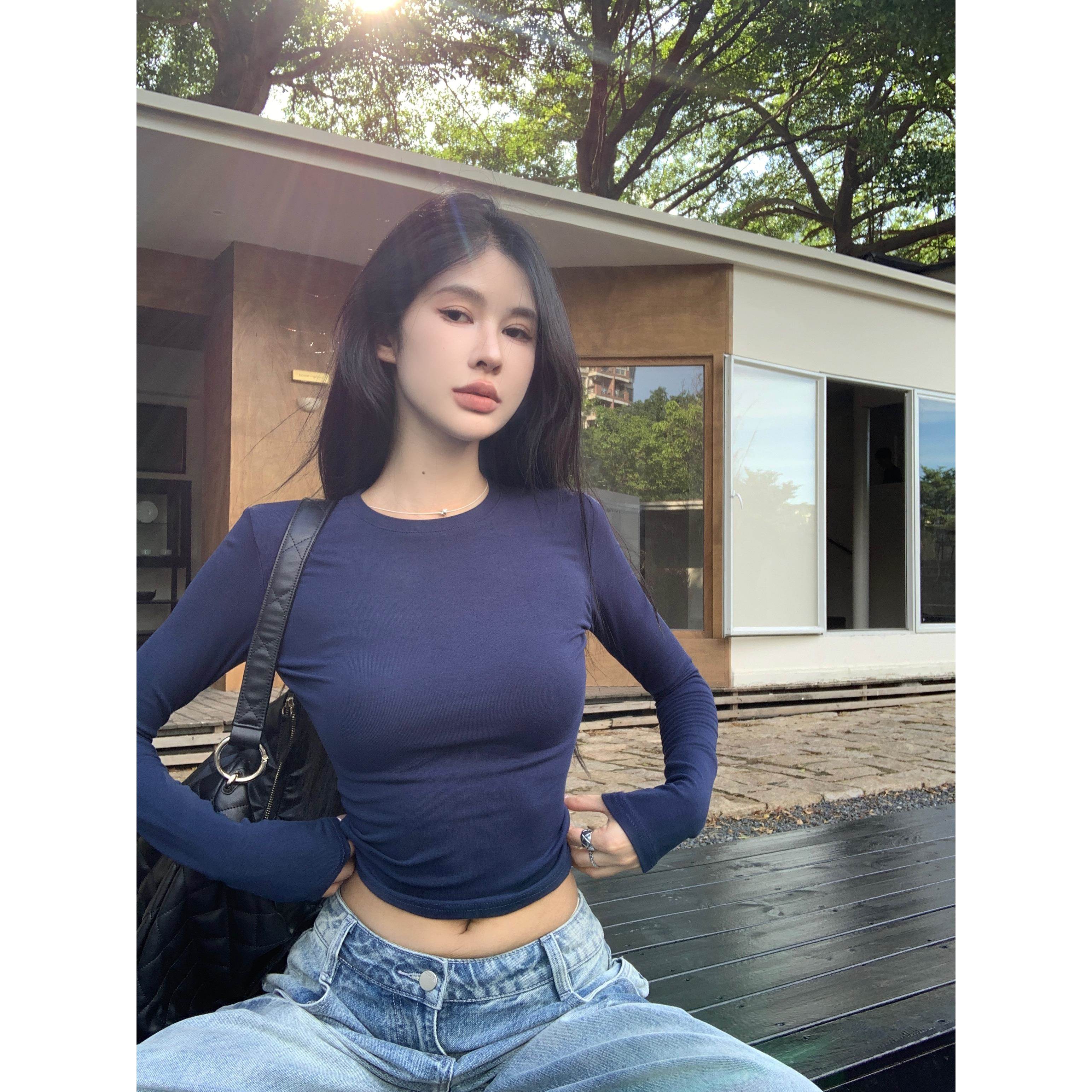 辣妹修身显瘦正肩长袖T恤女夏季小众内搭白色打底衫别致短款上衣