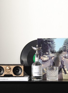 现代简约样d板房售楼部客厅酒柜小边几茶几托盘组合洋酒装饰摆件