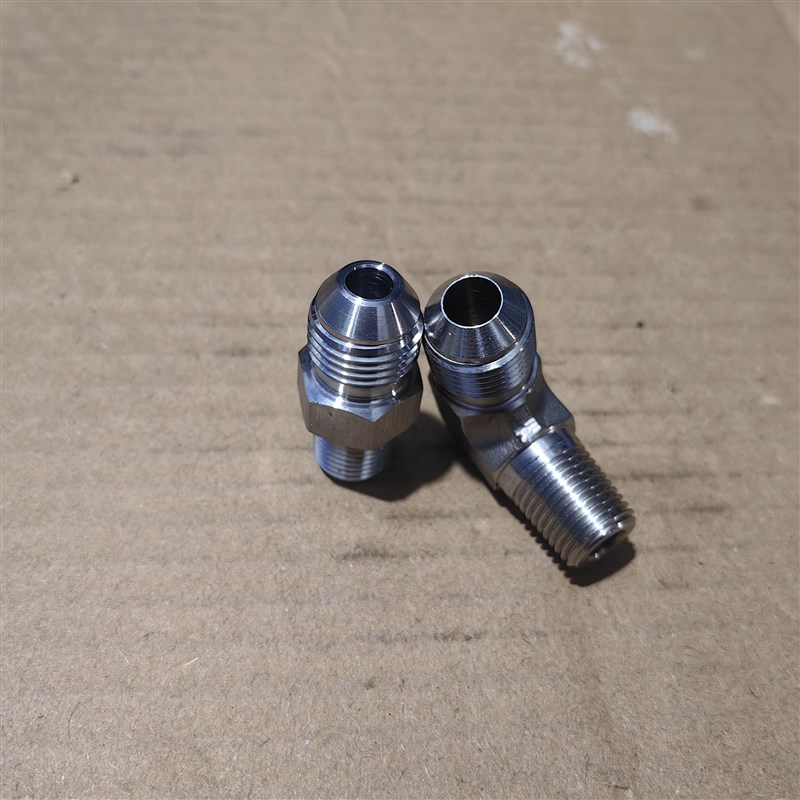 不锈钢304液压接头R1/4转M161.5扩口D型外丝2分直通弯头0216