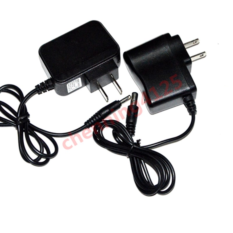 康铭KM-L253 手电筒 KM L259 L209A 260 L230A Q01/Q02/Q05充电器