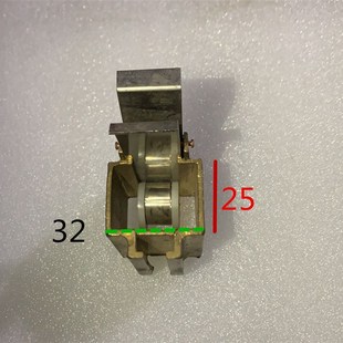 25X32 JR158碳刷架含压簧 铜架子
