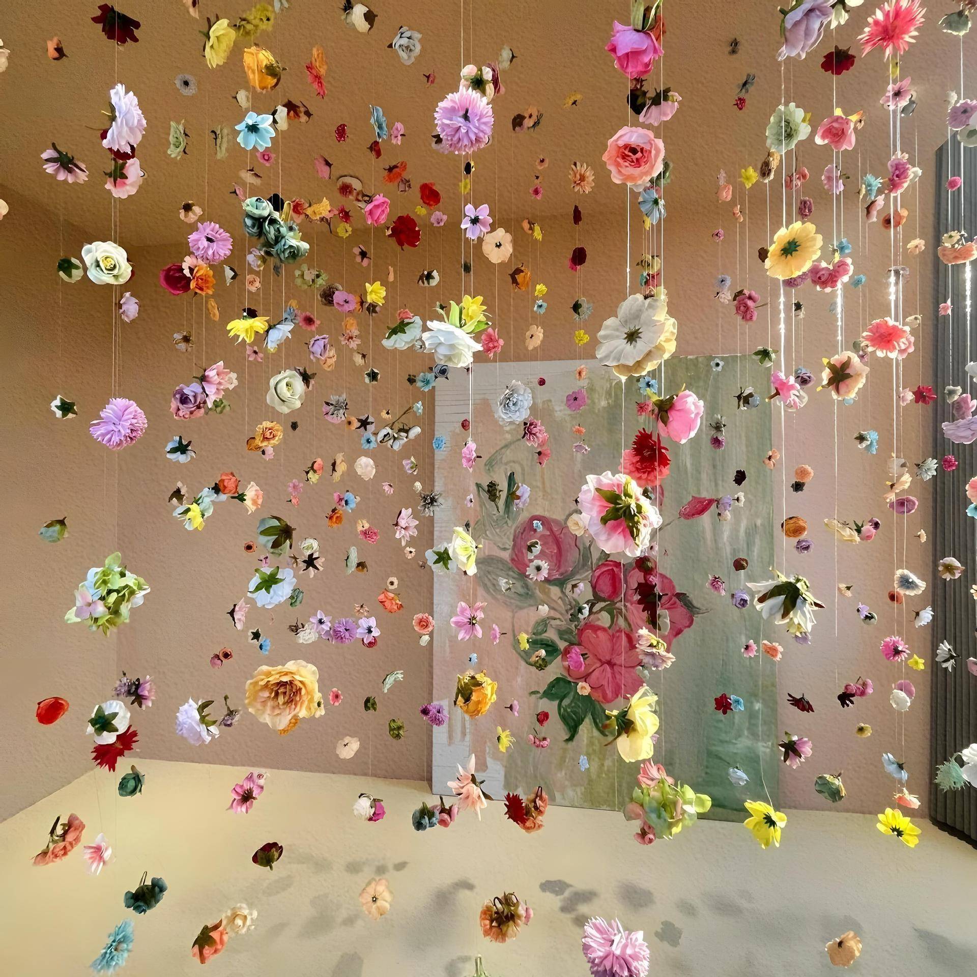 小红书悬浮花门帘环创拍照仿真花帘花瓣雨瀑布花朵场景布置装饰花