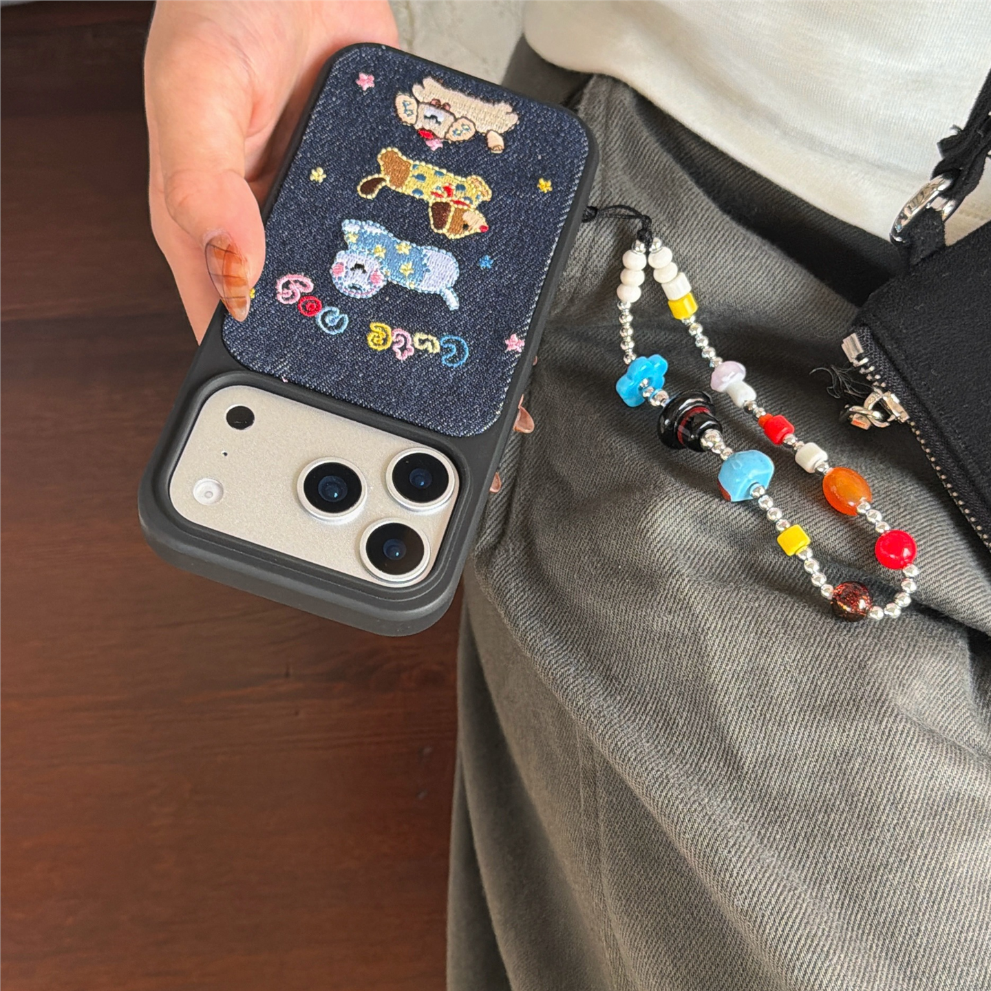ins韩风牛仔刺绣小狗苹果手机壳