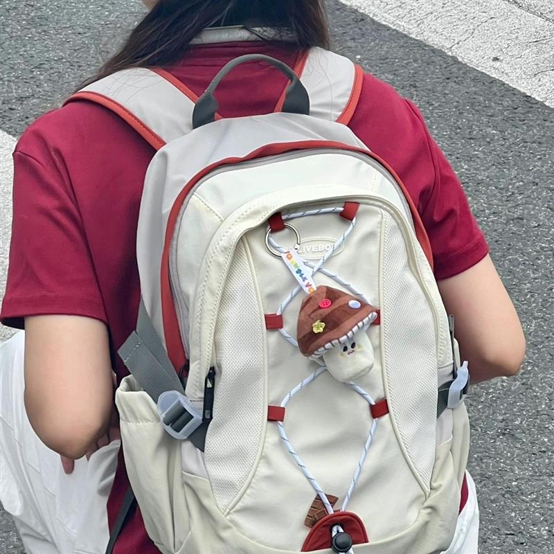 旅游轻便运动风大学生书包