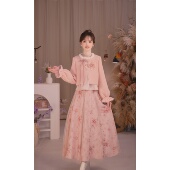 蔷薇花粉 冬季 厚款 瑶西 仙气假两件上衣碎花粉半裙女国风套装