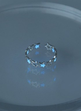 无聊了戴个能发光的星星!x创意夜光五角星戒指 荧光发光指环