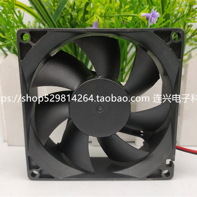 全新RUNDA RS8025S12L 8025 8CM 12V 机箱 电源散热风扇