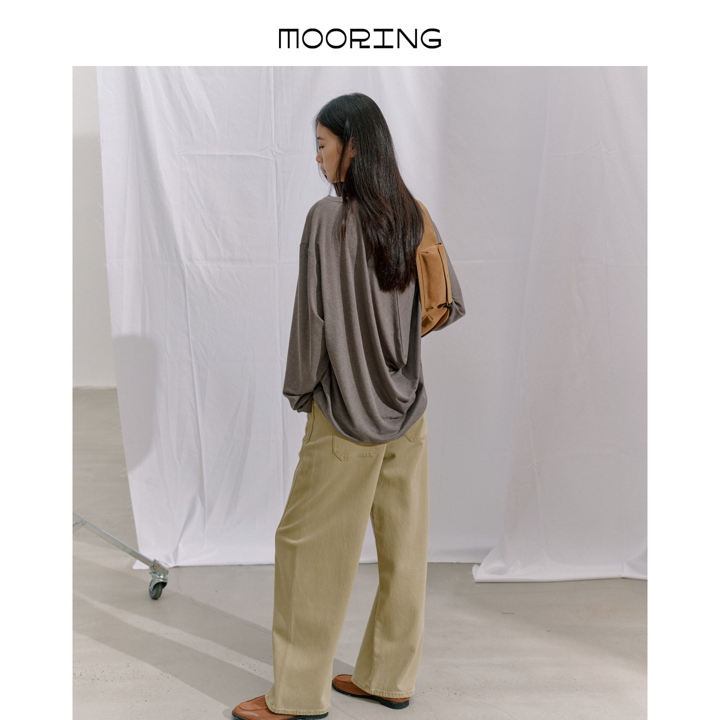 MOORING泊2026秋慵懒风轻薄长袖T恤后背褶皱宽松显瘦百搭灰色上衣