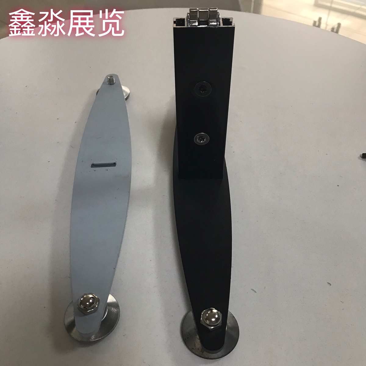 铝材扁铝横梁屏风底座p 三卡锁铁底座 展架底脚 铁支架活动可移动