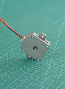 超薄步进电机 两相4线 贴片 飞达马达 Nema11 厚度9.4mm 16齿轮