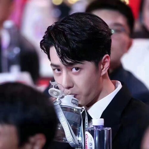王一博同款吨吨桶官方bottledjoy夏季水杯大容量时尚户外便携水壶