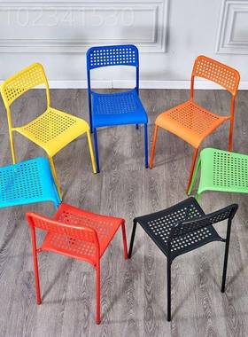 现代简约塑椅子镂靠背椅QOB大排档餐椅便携可叠料放空办公接待洽