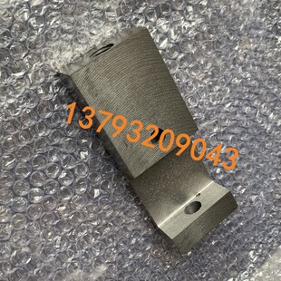 青岛砂光机配件大全 老式630砂光机压辊座 老式1米砂光机送料座