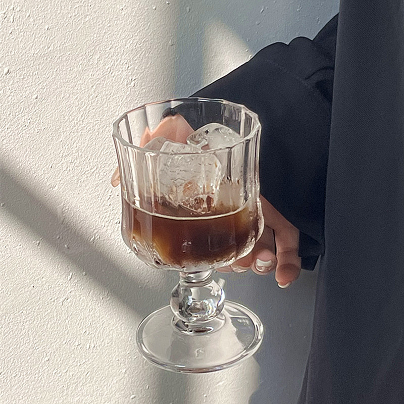 轻奢小众中古高级感玻璃酒杯香槟杯复古ins风咖啡杯饮品杯冷饮杯