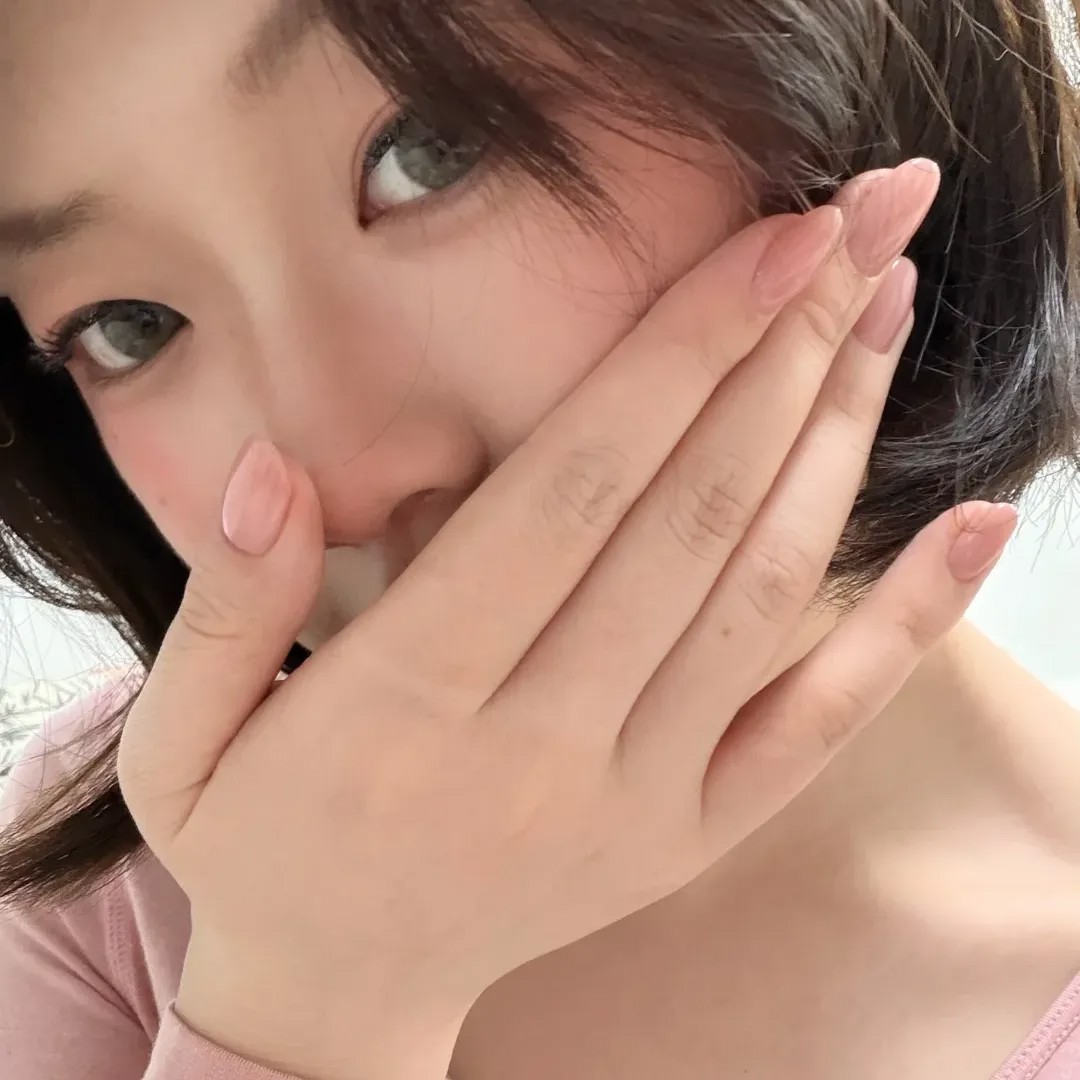 纯手工裸色美甲穿戴甲短款学生党2026新款高级感绝美显白指甲贴片