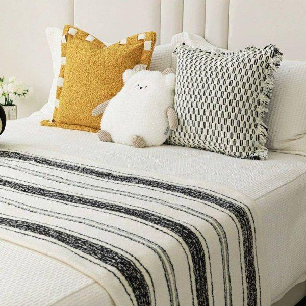 现代北欧可爱黄色黑白软装流苏民宿床品儿童房样板房间抱枕搭毯,居家布艺,沙发垫,淘宝优惠券,粉丝福利购,淘宝优惠卷