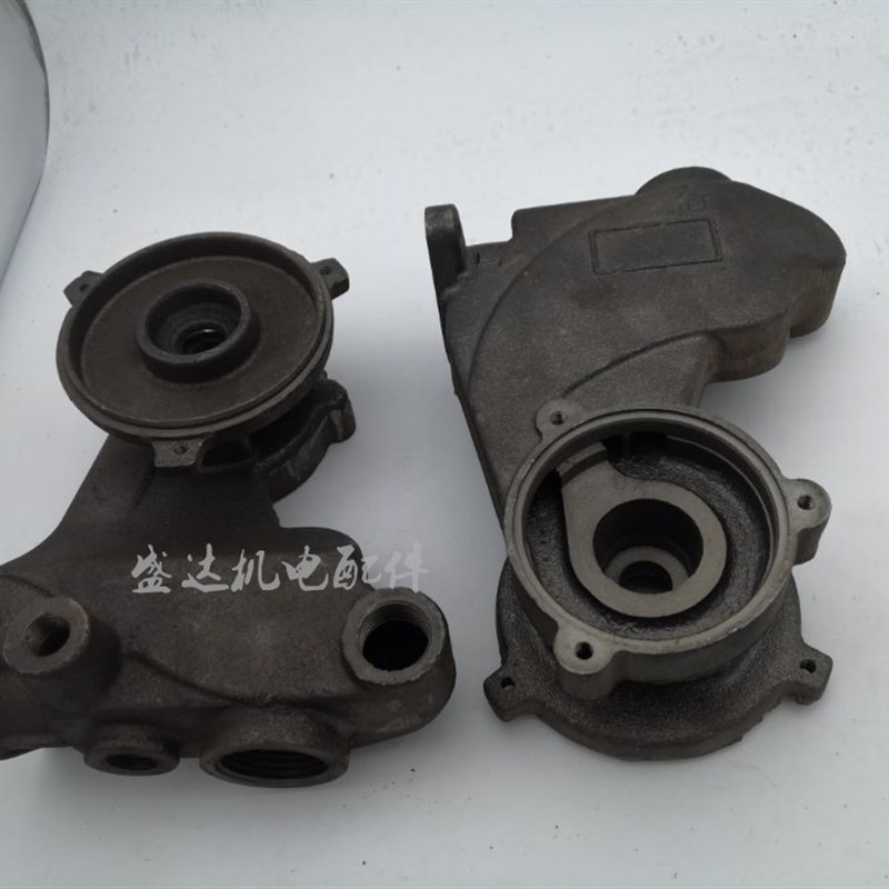 水泵配件全自动家用增压自吸泵泵头空调泵头带端盖一体铸铁泵体